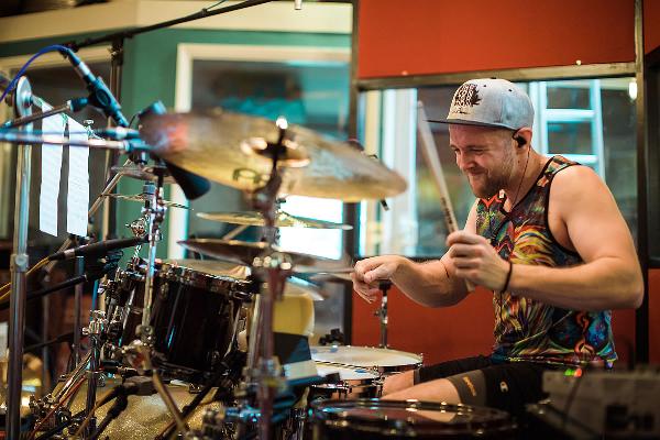 Alex Rudinger at Meinl Drumfestival 2017